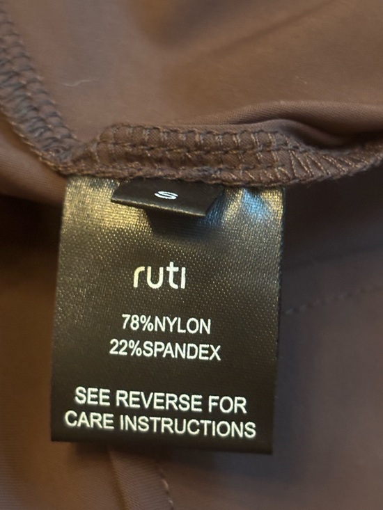 Ruti Go To Brown Midi Skirt with Pockets. Small - Picture 11 of 13